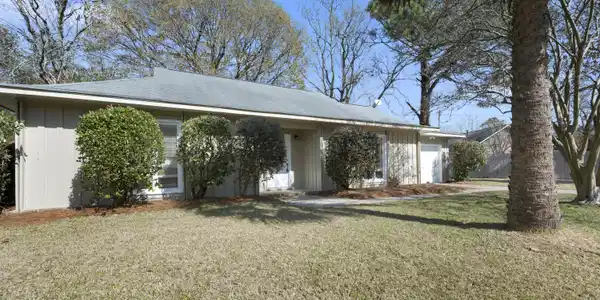 824 Farnham Road