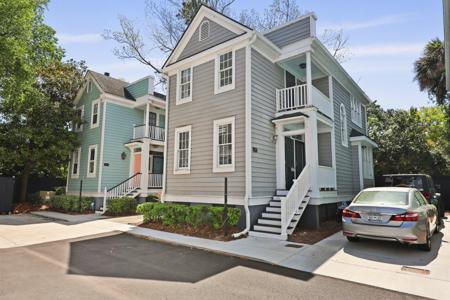 108 Smith Street