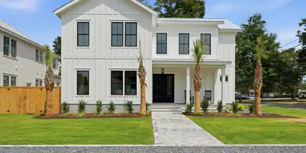 6 Vincent Drive