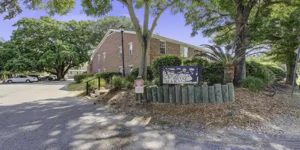 1240 Fairmont Avenue # 8, Mount Pleasant SC 29464