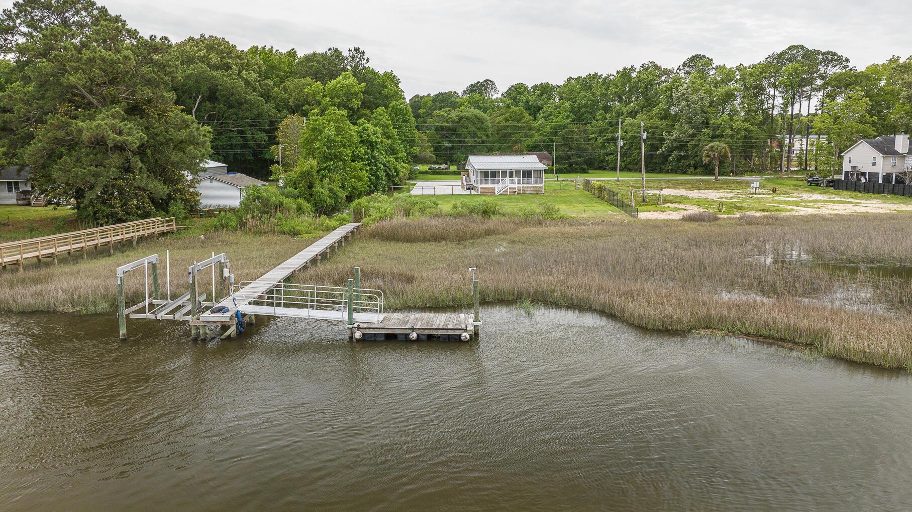 Image 2: 1269RiverRd-46