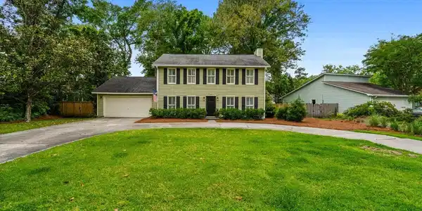 1125 Windsome Place