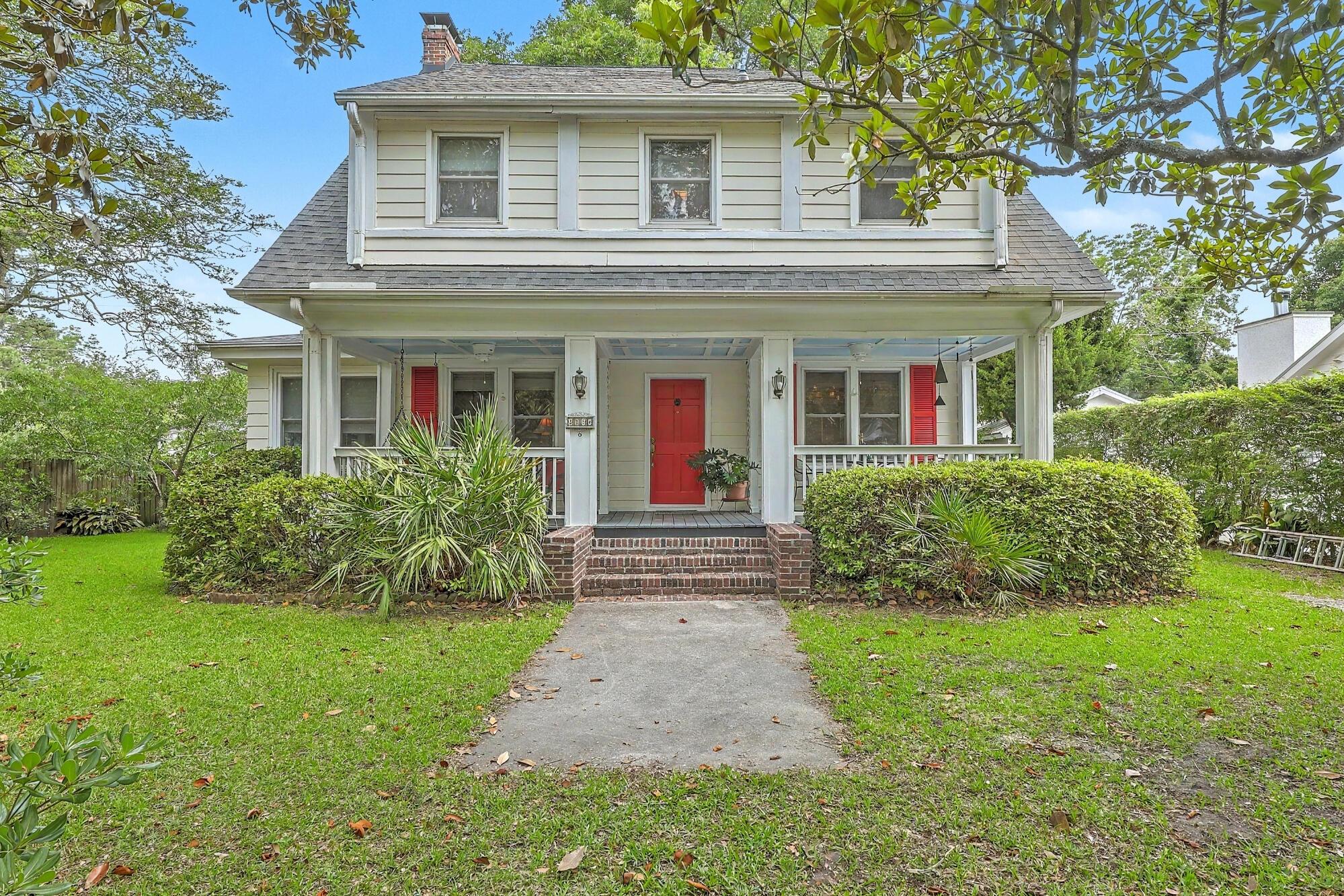 Image 1: Exterior Front