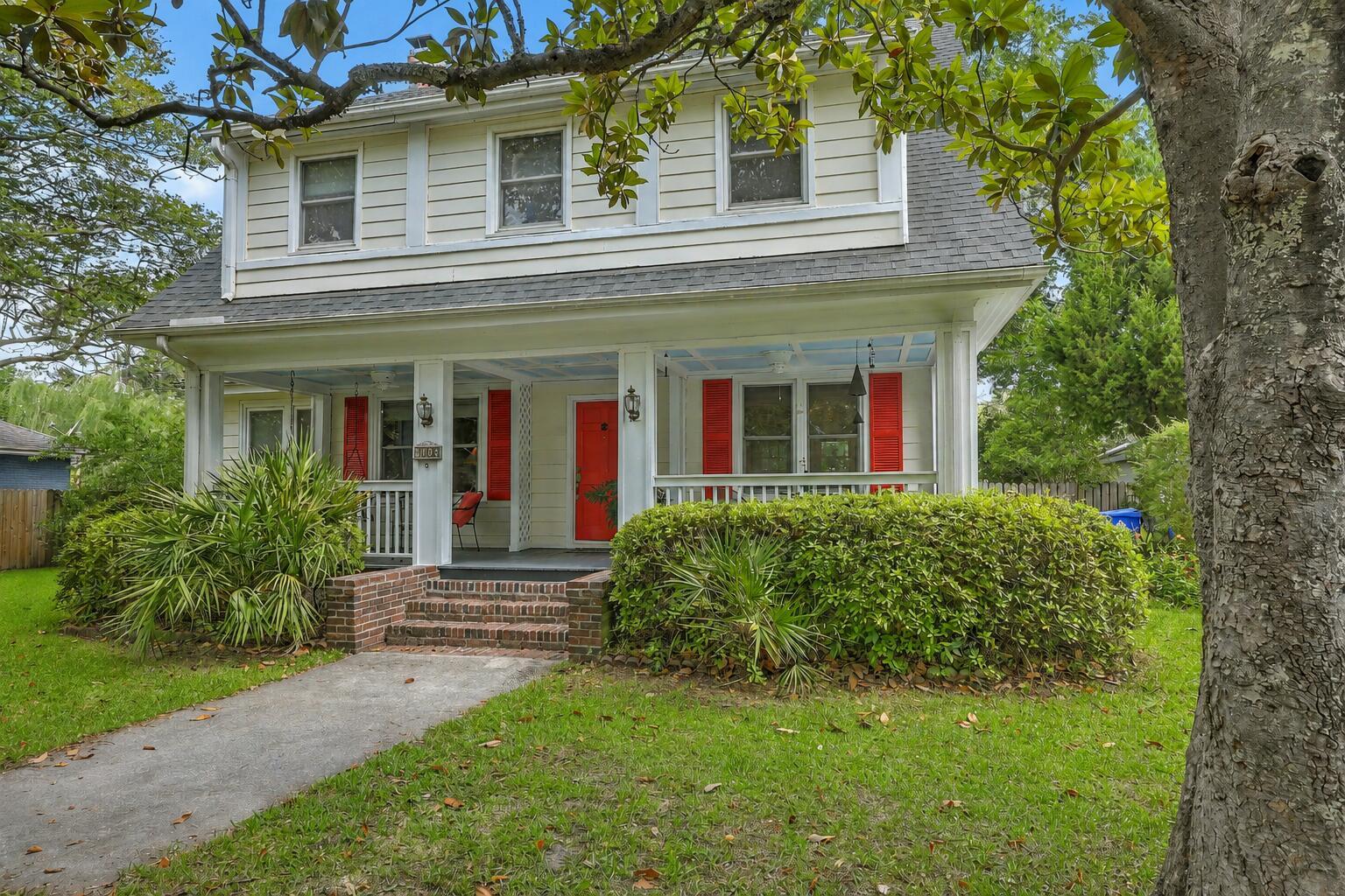 Image 2: Exterior Front