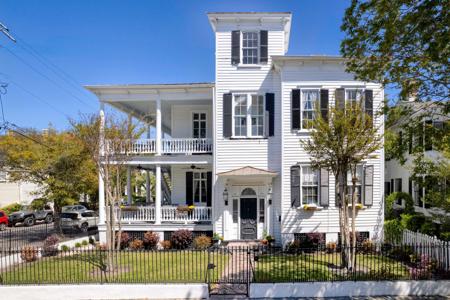 162 Broad Street