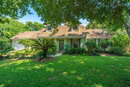 1136 Two Rivers Court