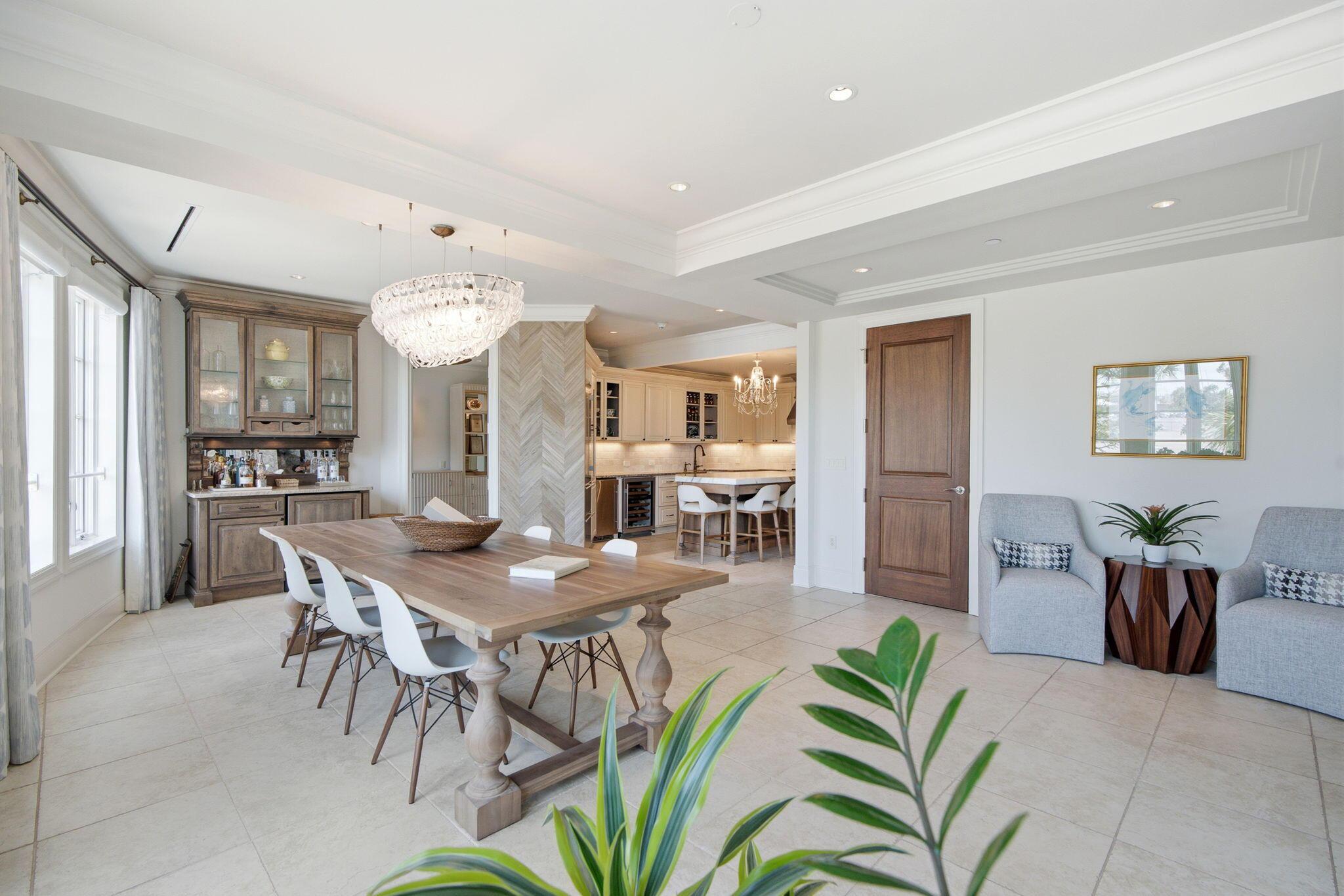Image 4: Dining Room