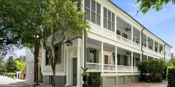 21 Lamboll Street