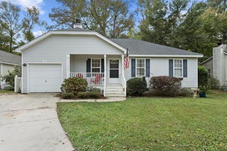 1597 Kentwood Circle