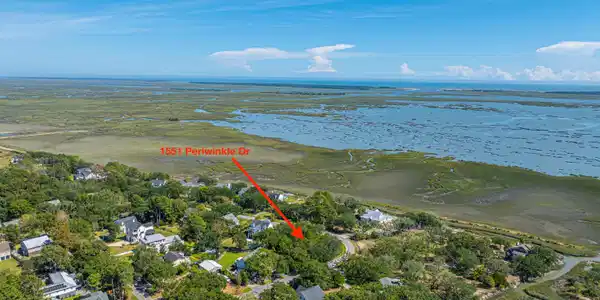 Image 3: 1551PeriwinkleDr023
