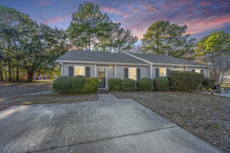 1627 Dexter Lane
