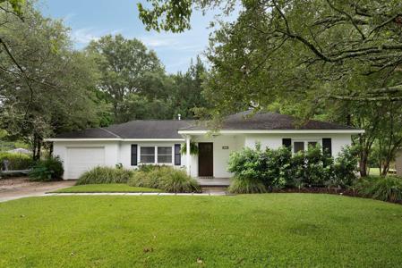 1325 Saint Clair Drive