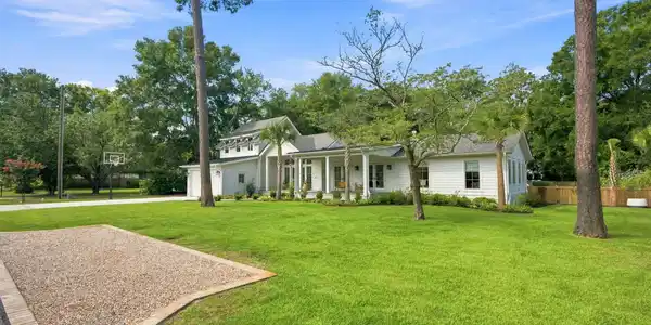 Image 2: 12-web-or-mls-DSC07284