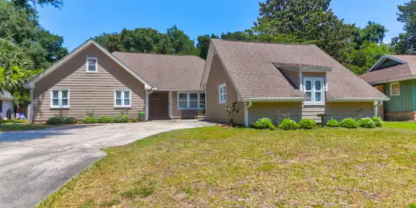 938 Regatta Road