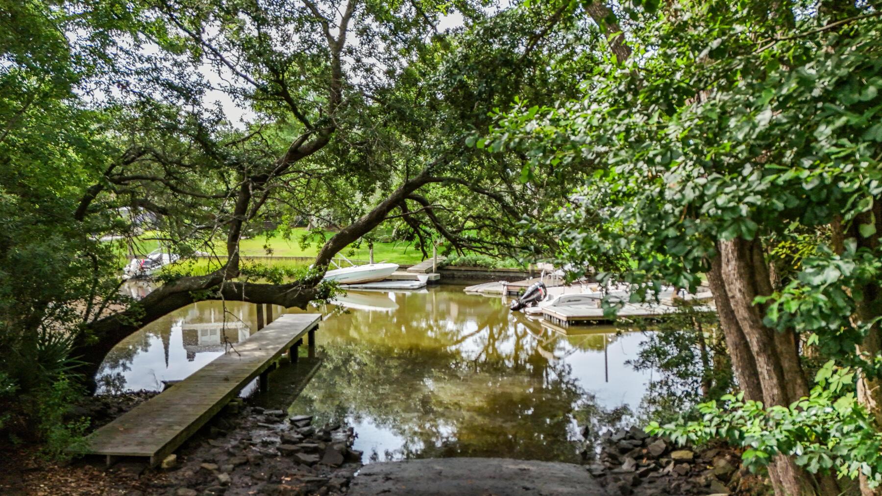 Image 3: Boat Launch and Community Dock