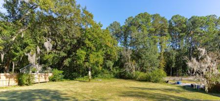 444 Woodland Shores Road