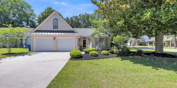 1499 Old Williamston Court