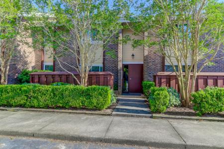 753 Ashdale Drive