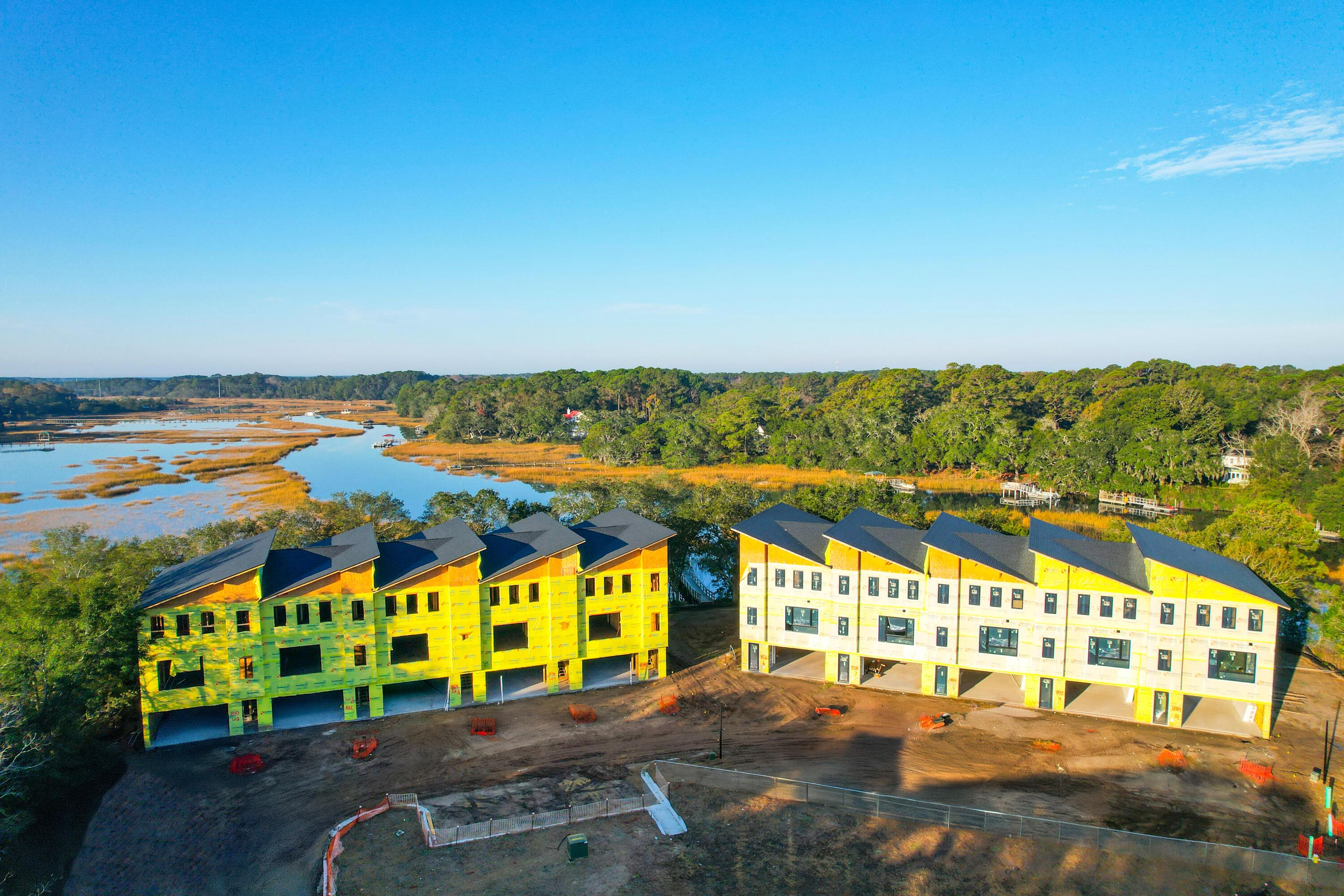 Image 3: 10 total homes in two building