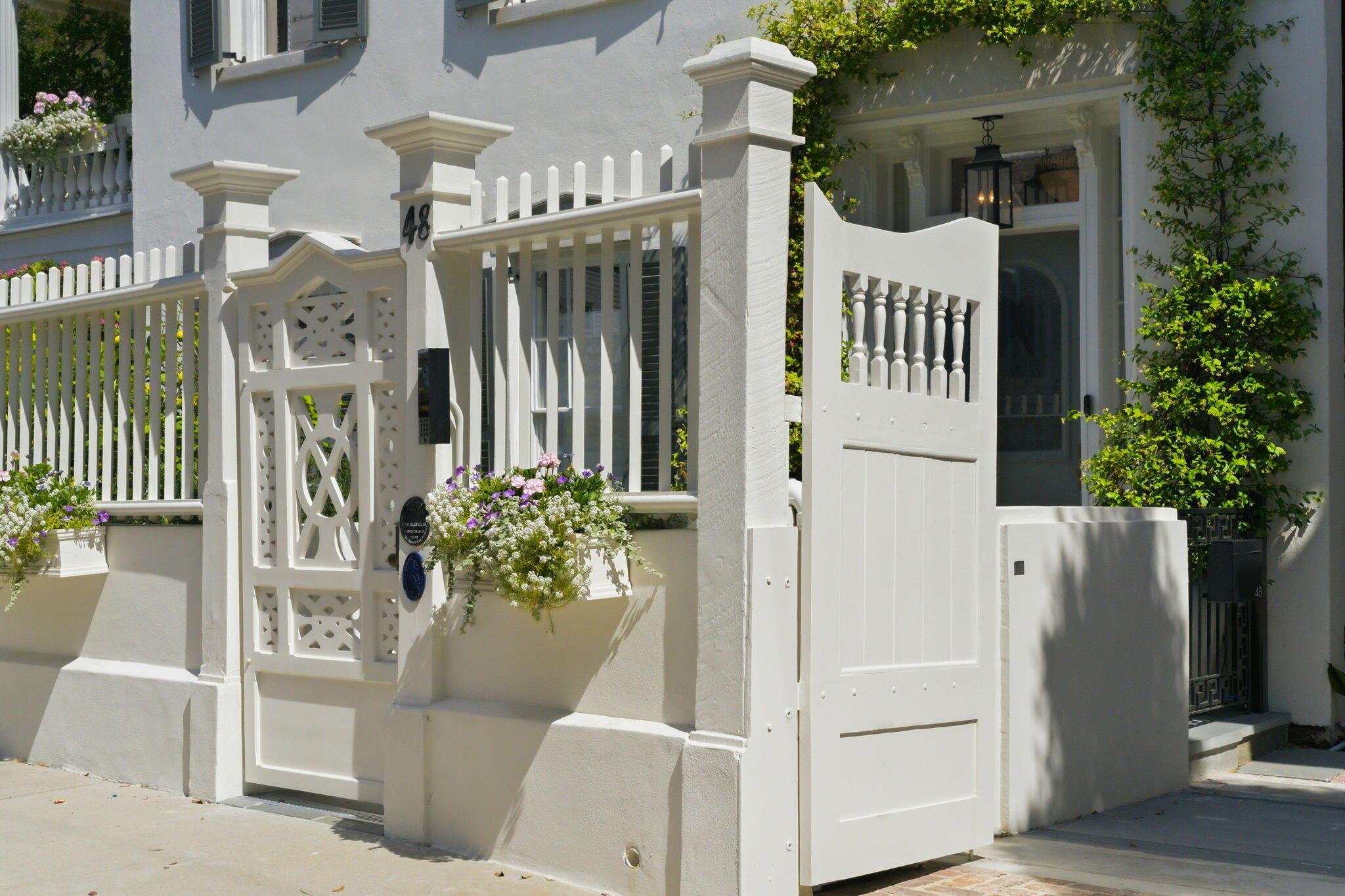 Image 4: Front Exterior