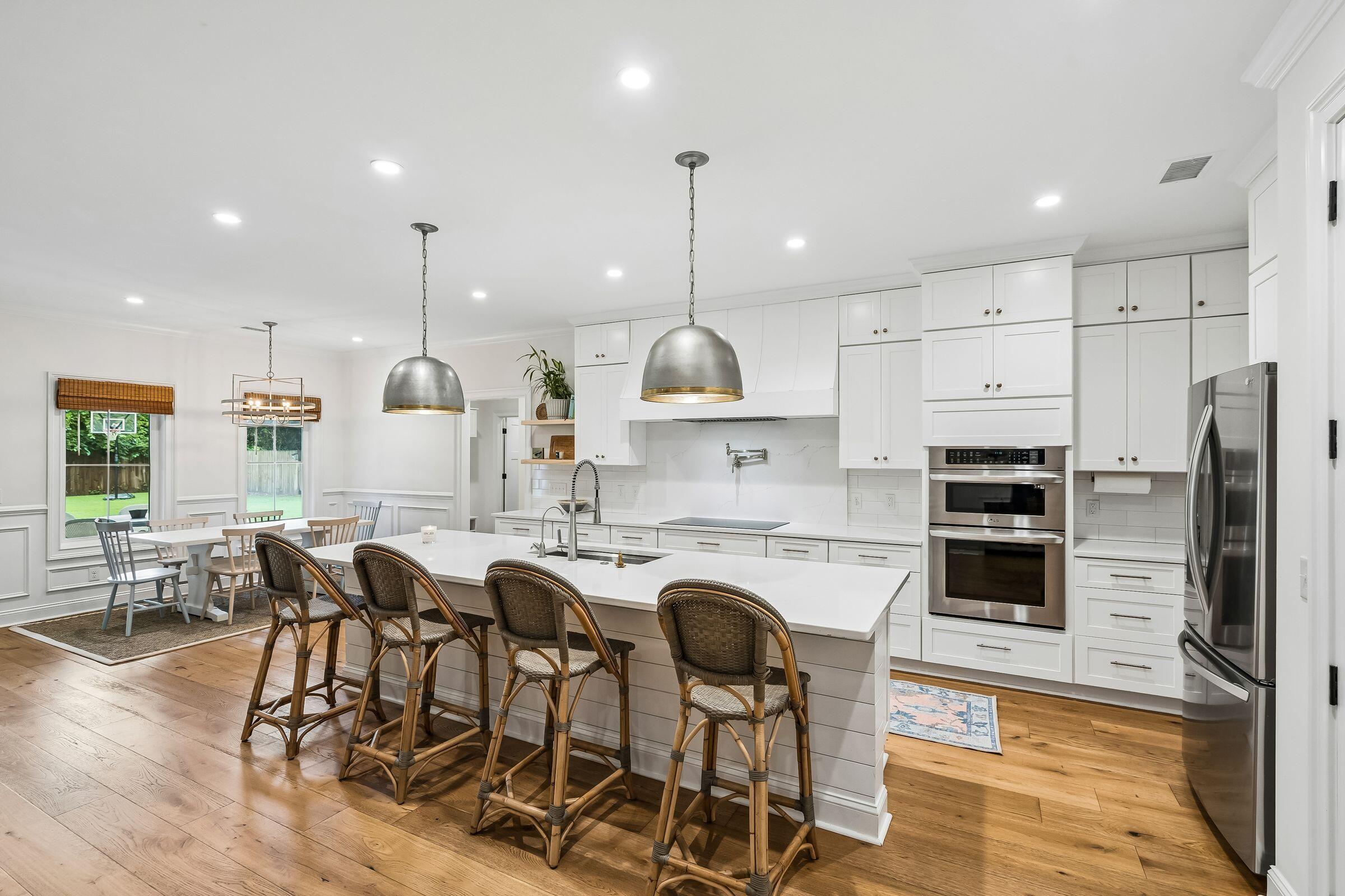 Image 3: 1144PleasantPinesSt-KeenEyeMarketing-018