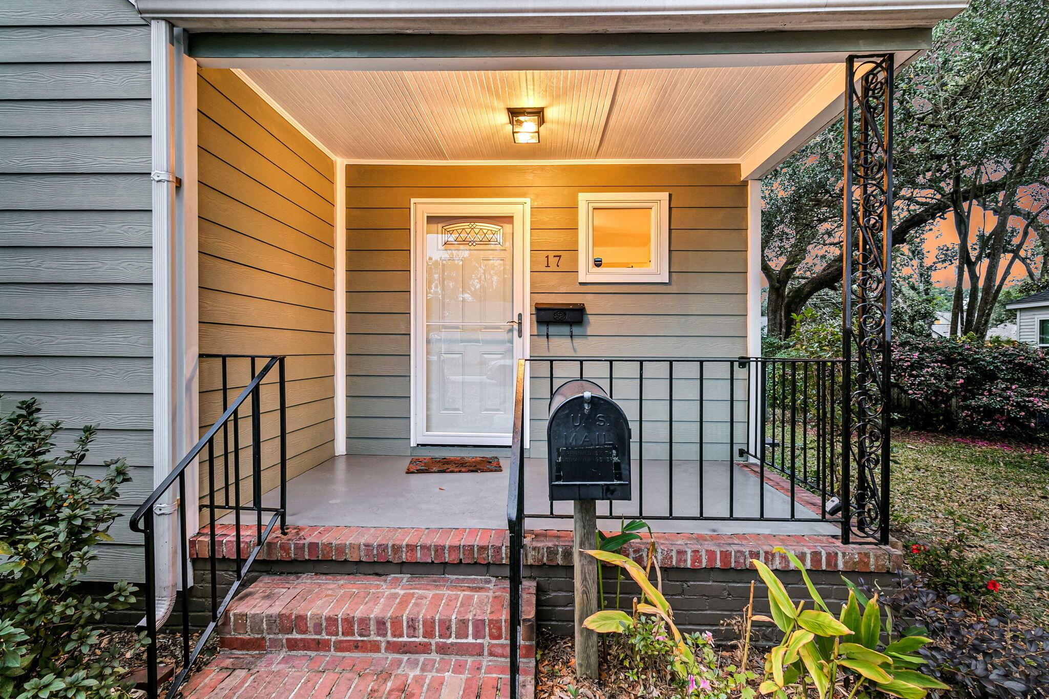 Image 4: CREM - 17 Riverdale Dr Twilight-11