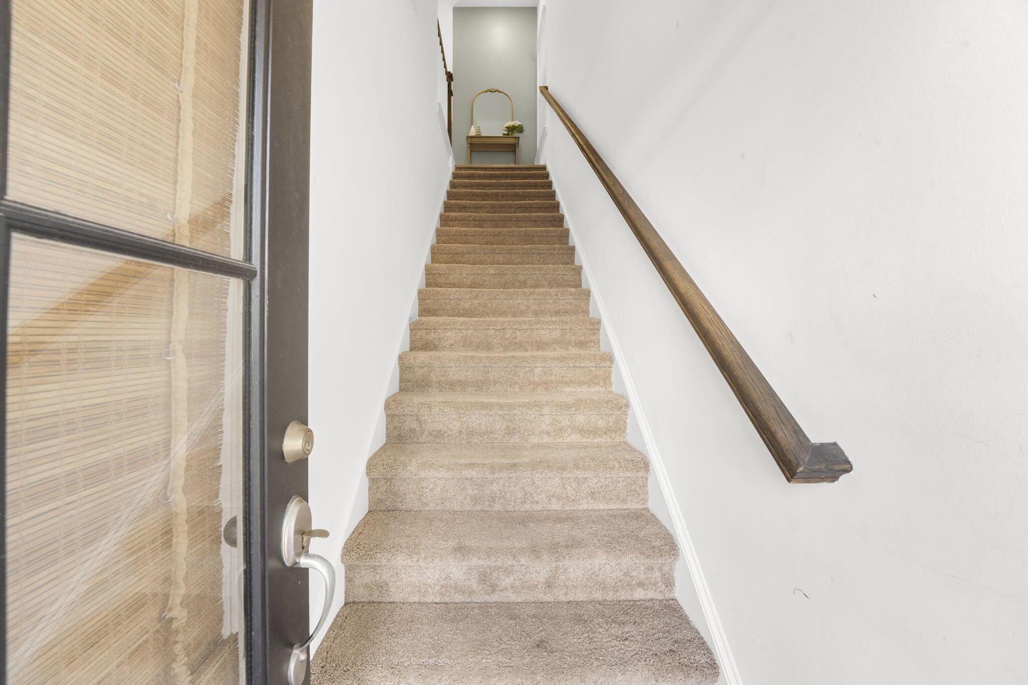 Image 2: 5-web-or-mls-DSC00584