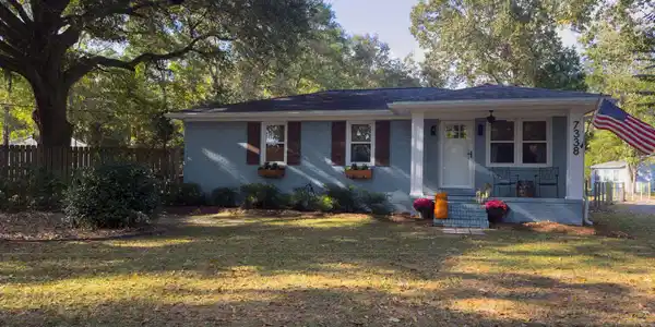 7338 Commodore Road