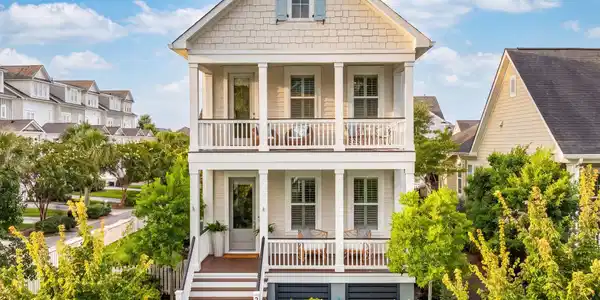 Image 3: 2519GatewoodSt-KeenEyeMarketing-001