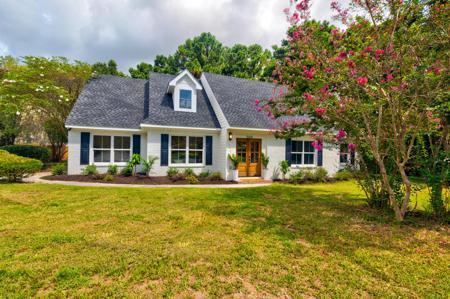 560 Castle Hall Road