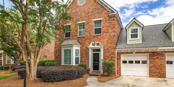 848 Fountain Lane