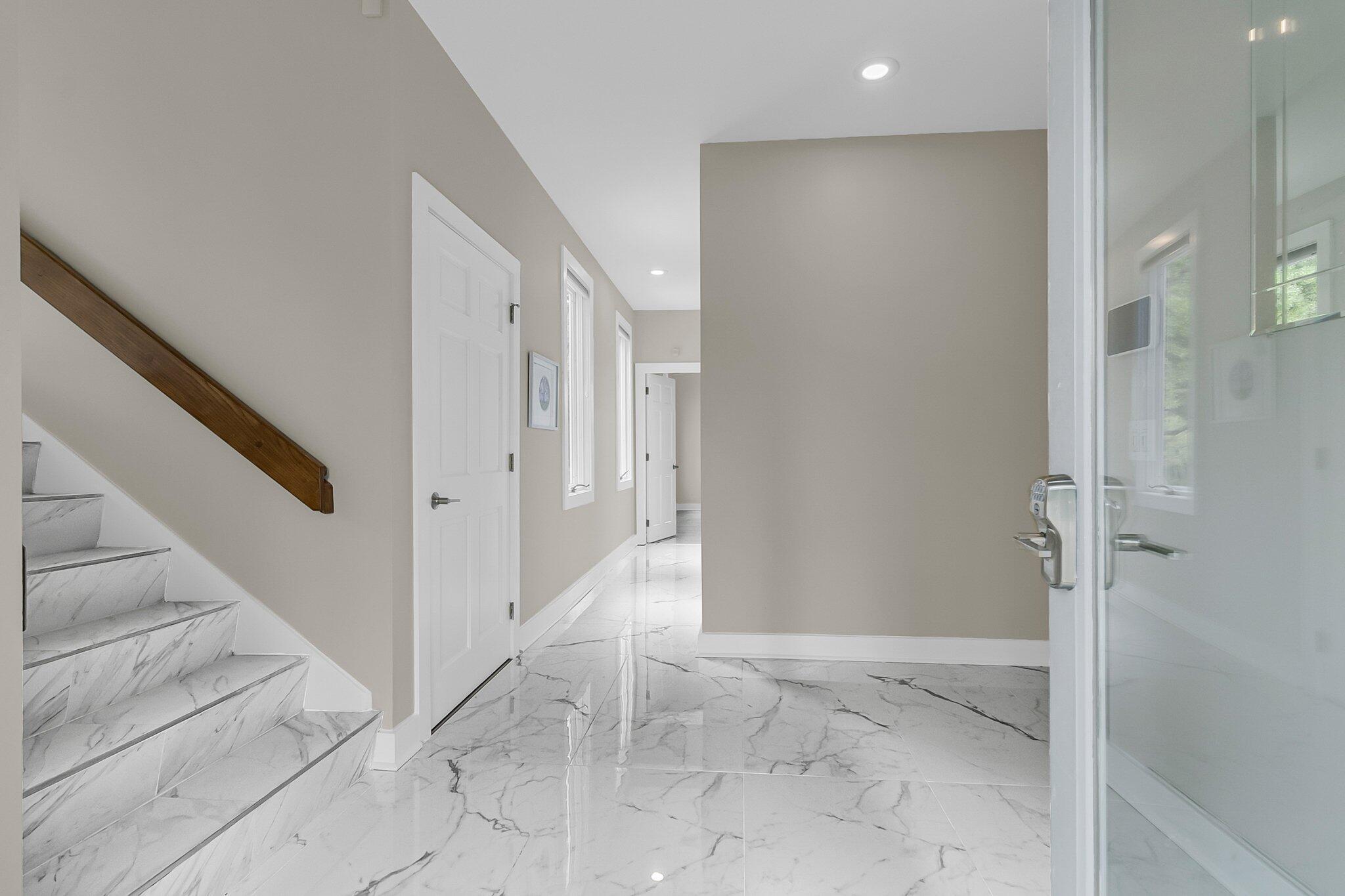 Image 4: CREM - 3635 Pompano Ct-39