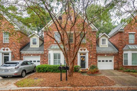 760 Natchez Circle