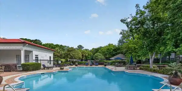 Image 2: Community Pool at Mira Vista