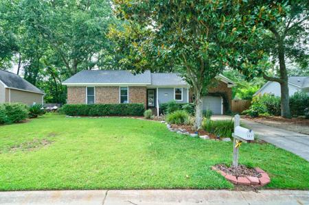 1637 Babington Way