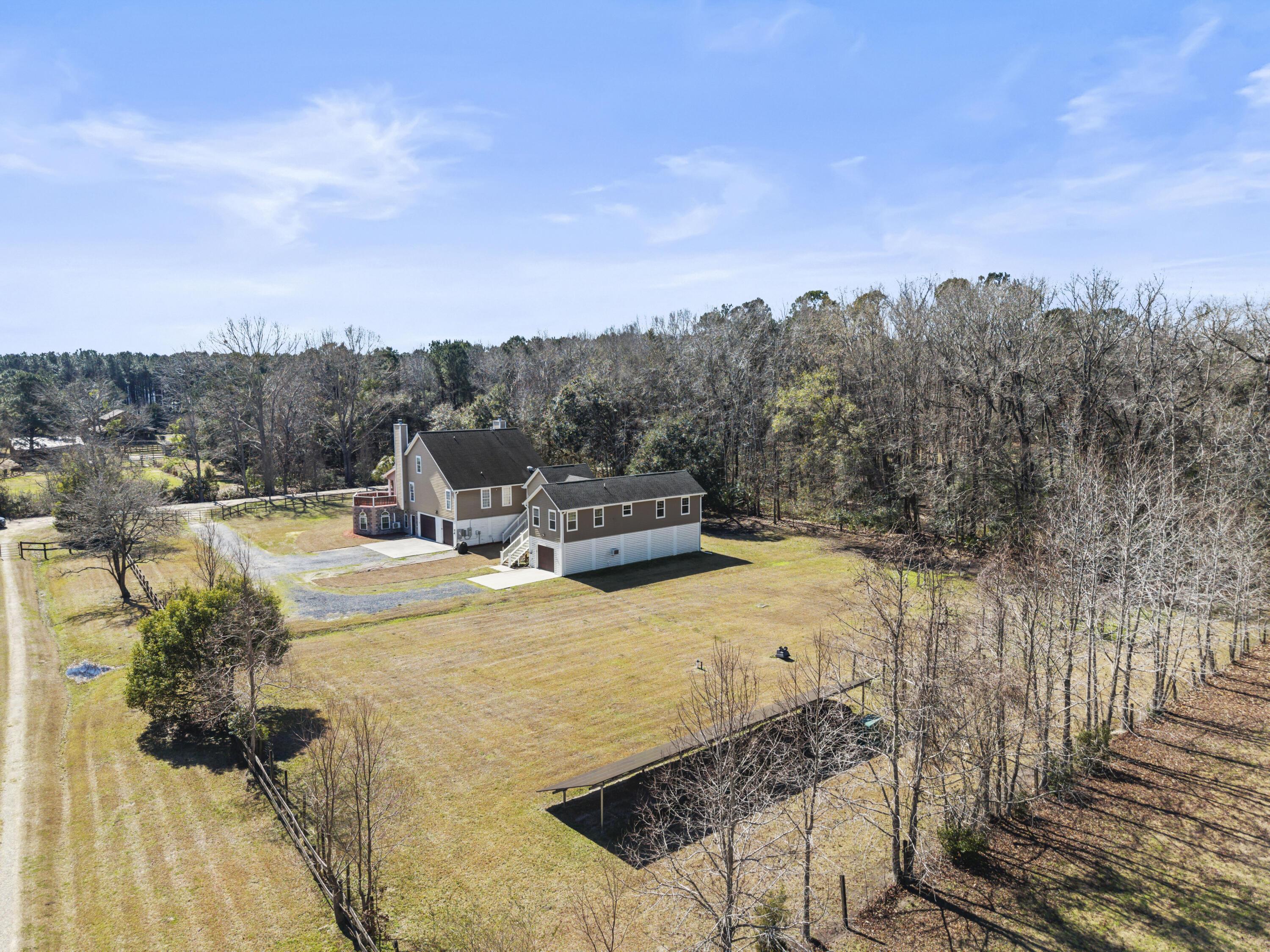 Image 2: ABEEBEE4-E8D0-4E99-9C59-097020FDD130