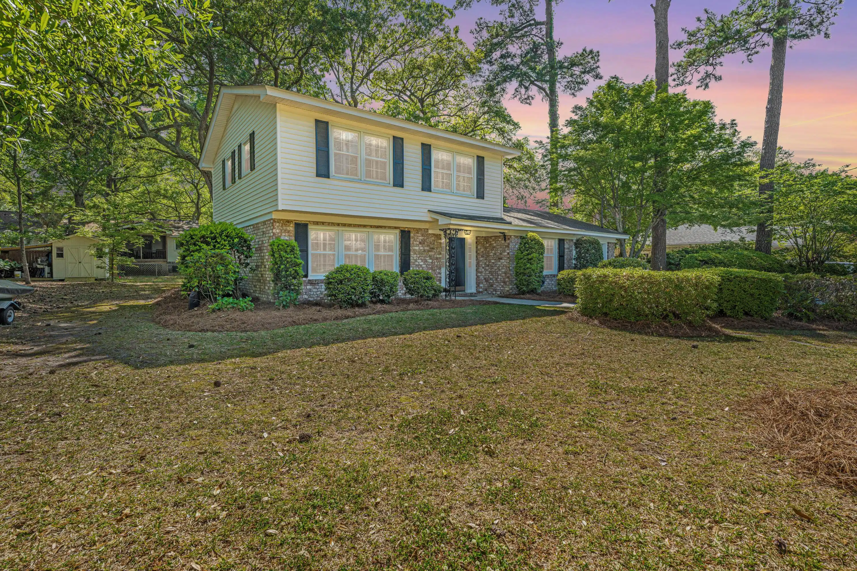 Image 1: 673HighwoodCir001
