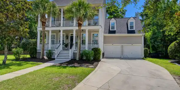 Image 2: Front Exterior