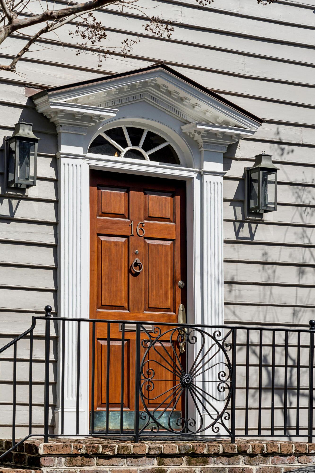 Image 2: 16WaterSt-KeenEyeMarketing-007