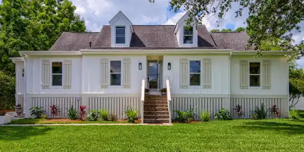 957 Travers Drive