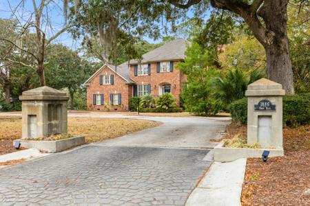 1886 Omni Boulevard