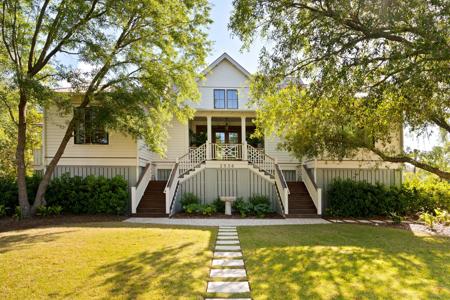 2538 Helmsman Road