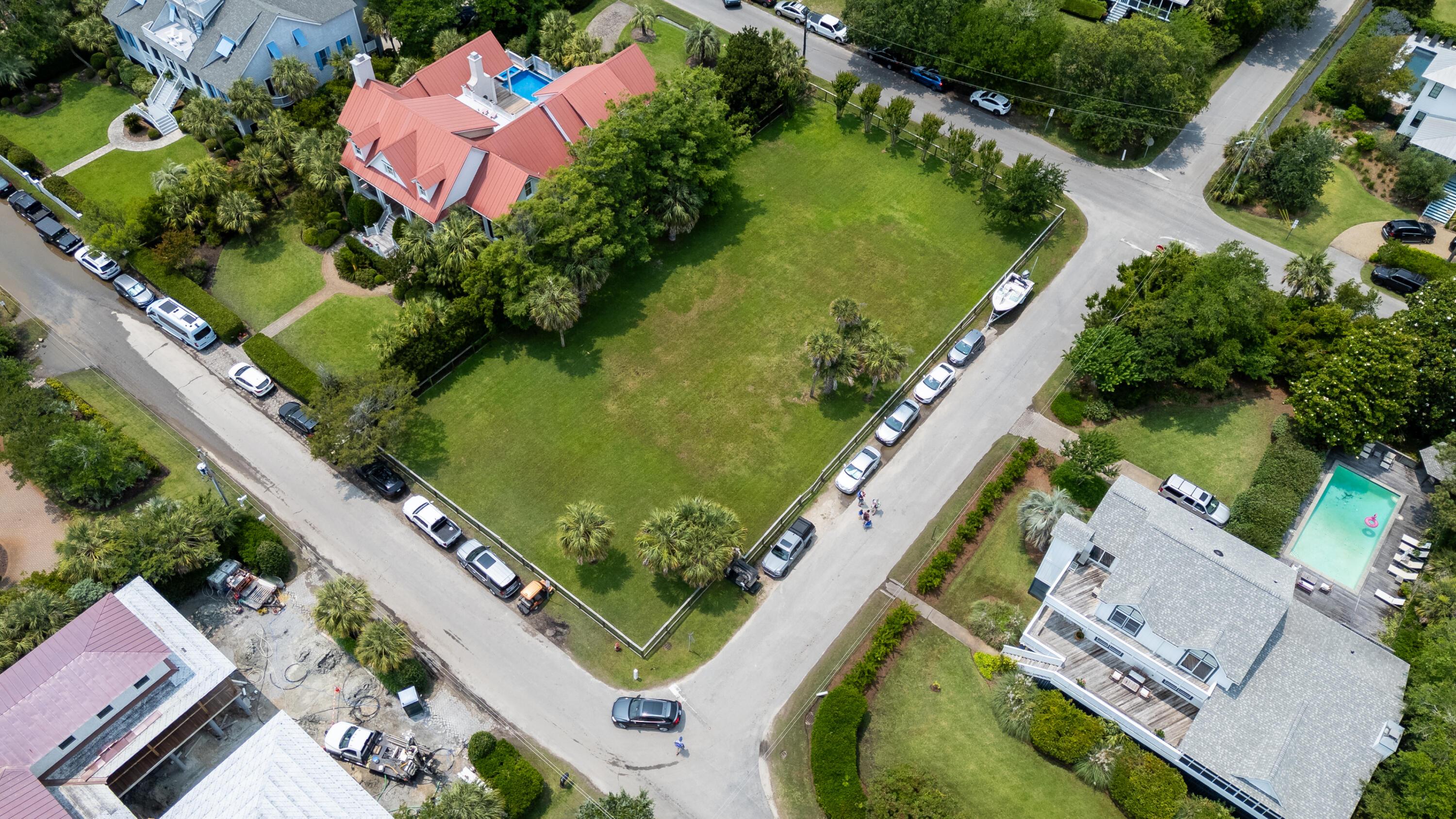 Image 2: Sullivans_Lot-1