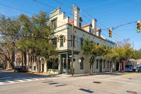 28 1/2 Hasell Street