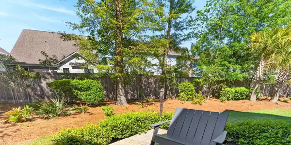 Image 4: Private Outdoor Space