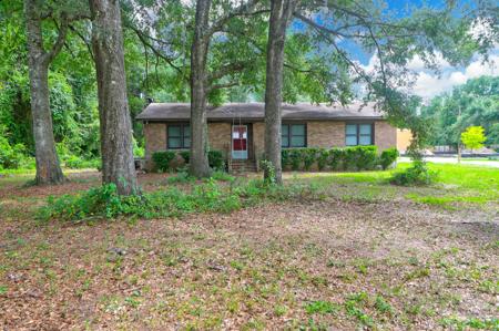 1088 Quiet Road
