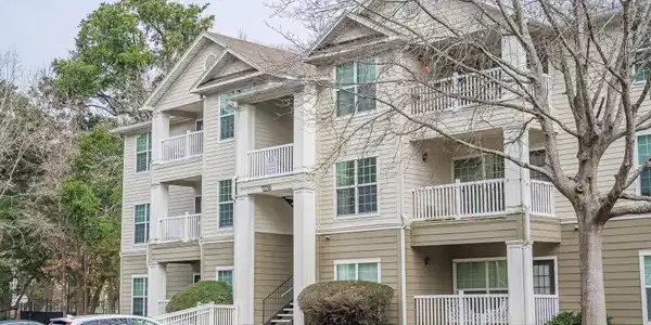 700 Daniel Ellis Drive