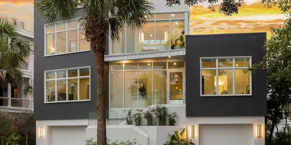 Image 2: 73