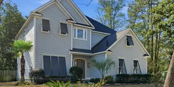 7 Davan Drive