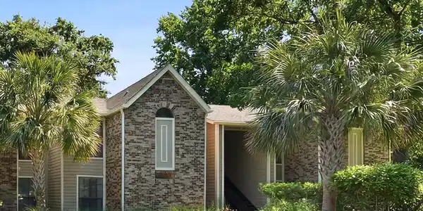 1866 Montclair Drive